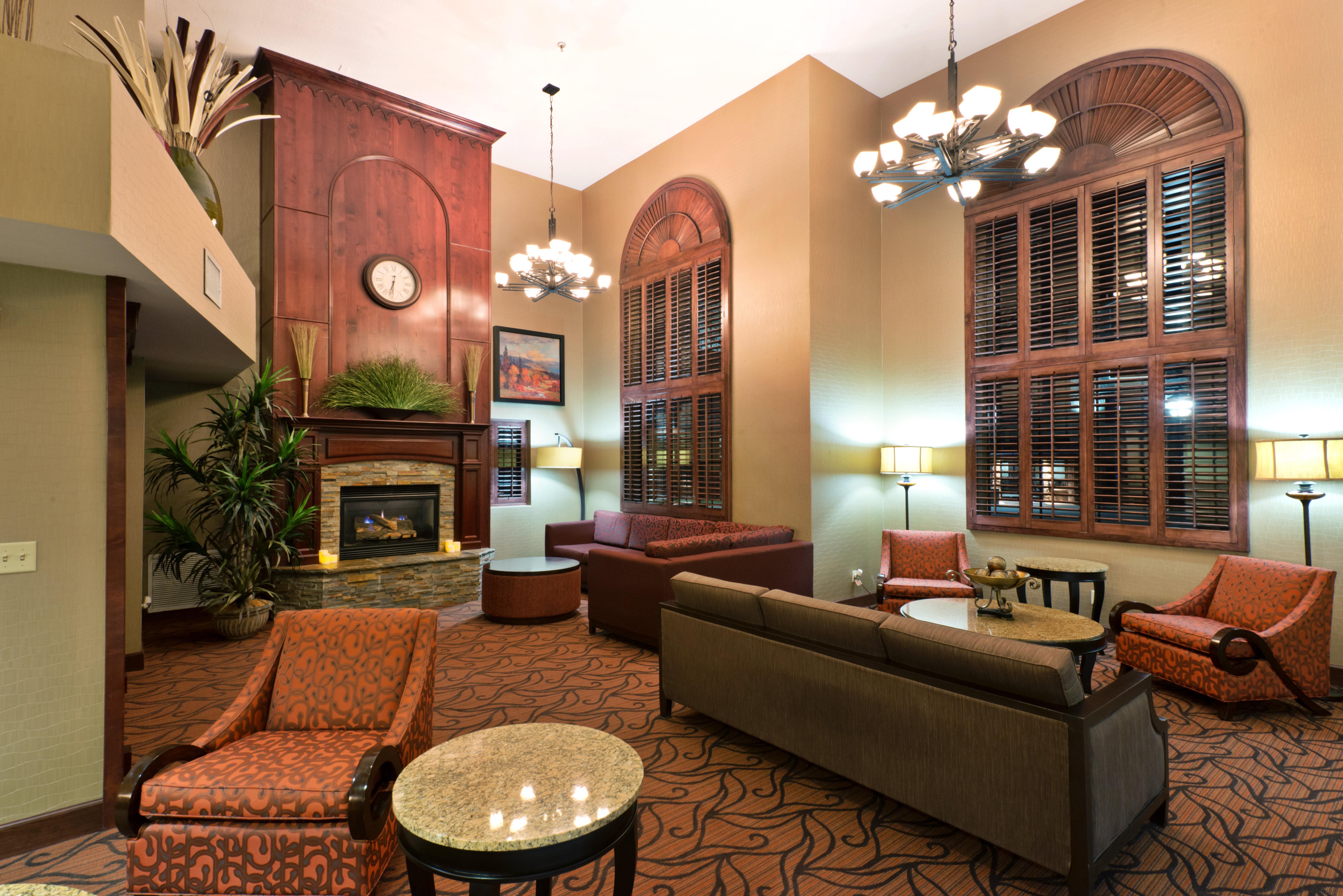 Holiday Inn Express Show Low By Ihg Dış mekan fotoğraf
