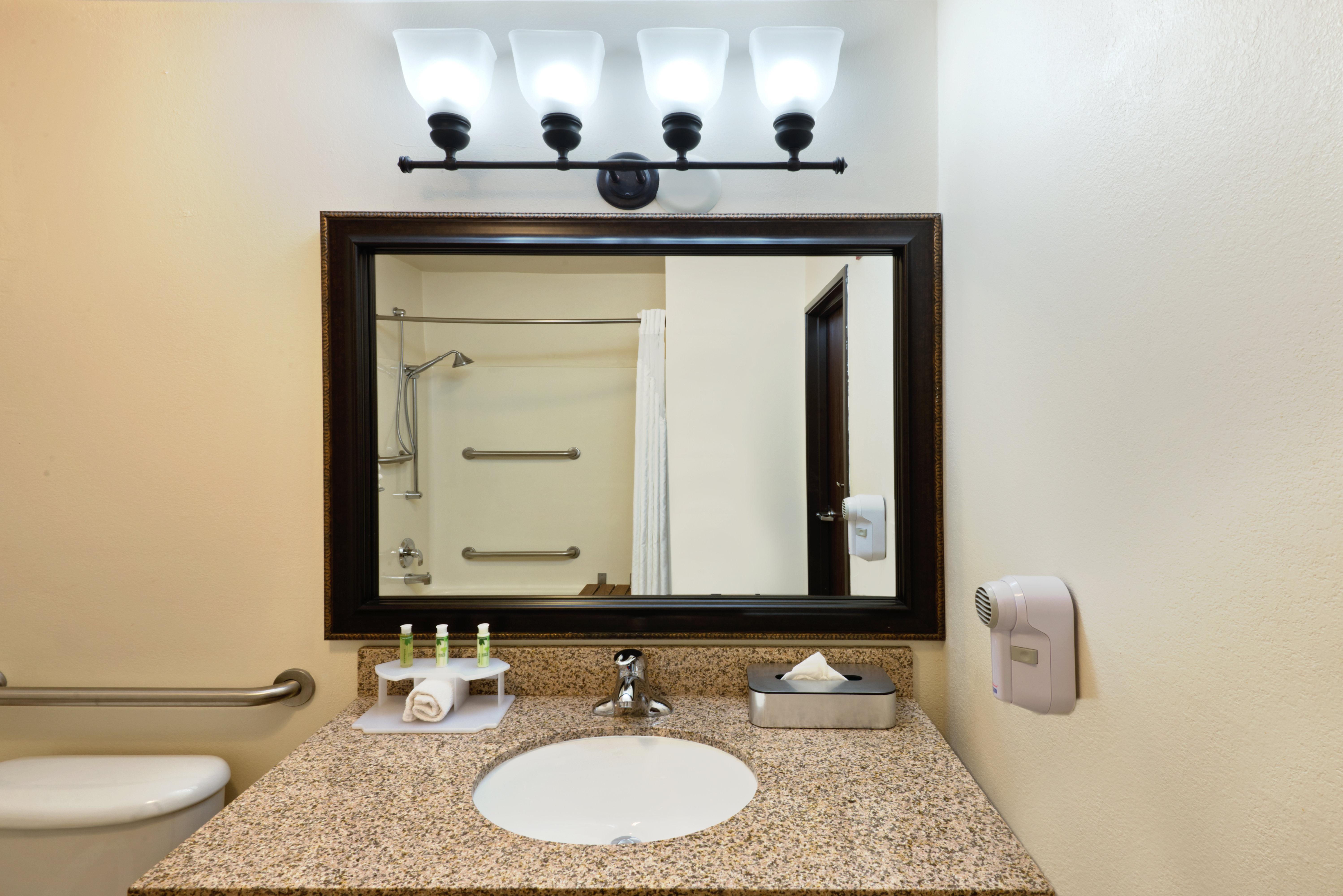Holiday Inn Express Show Low By Ihg Dış mekan fotoğraf