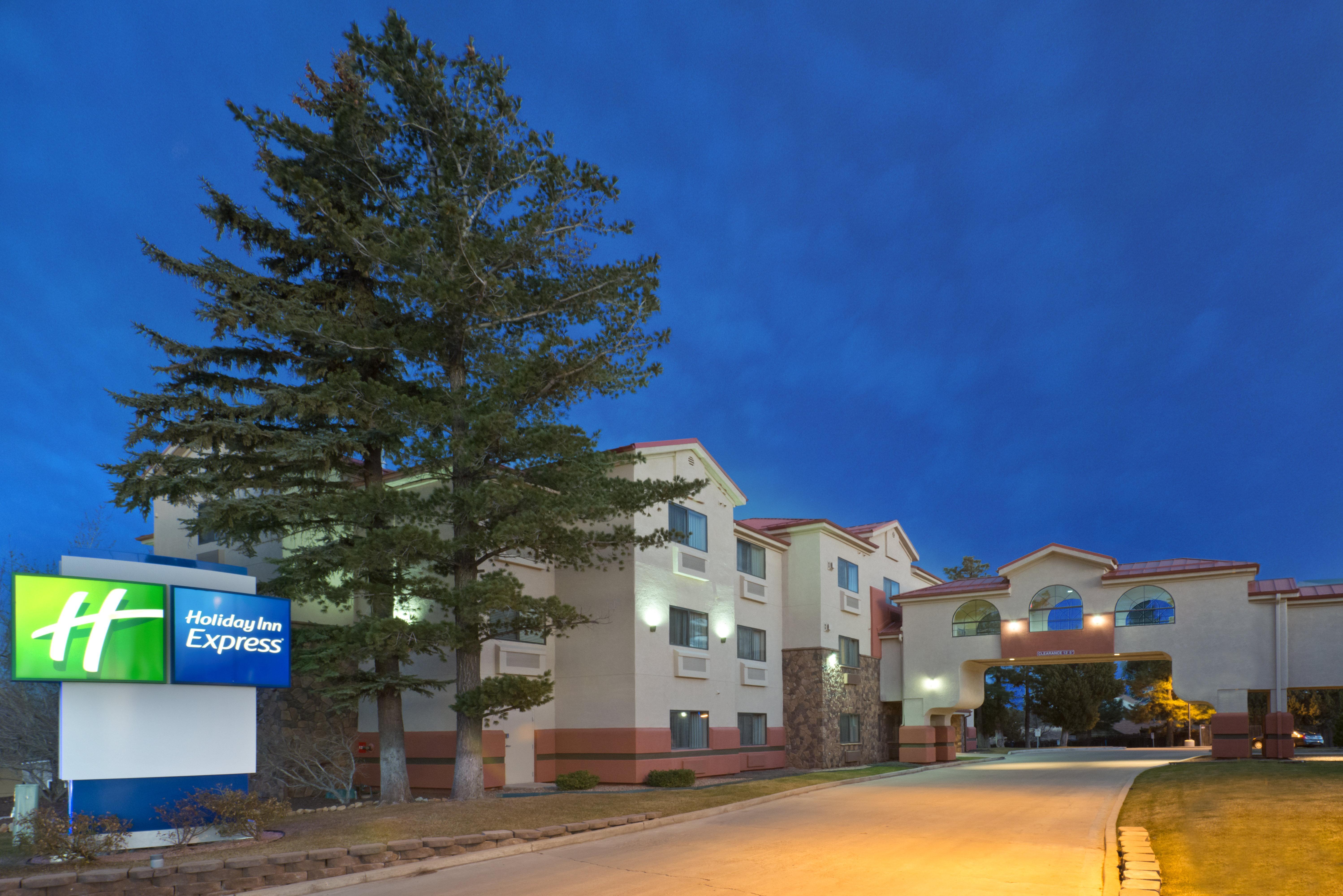 Holiday Inn Express Show Low By Ihg Dış mekan fotoğraf